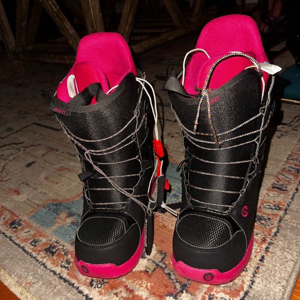 Burton Snowboard Boots 7.5